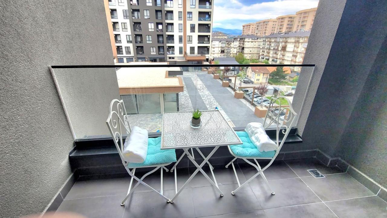 Studio Apartment Lora Lux Сараево Екстериор снимка