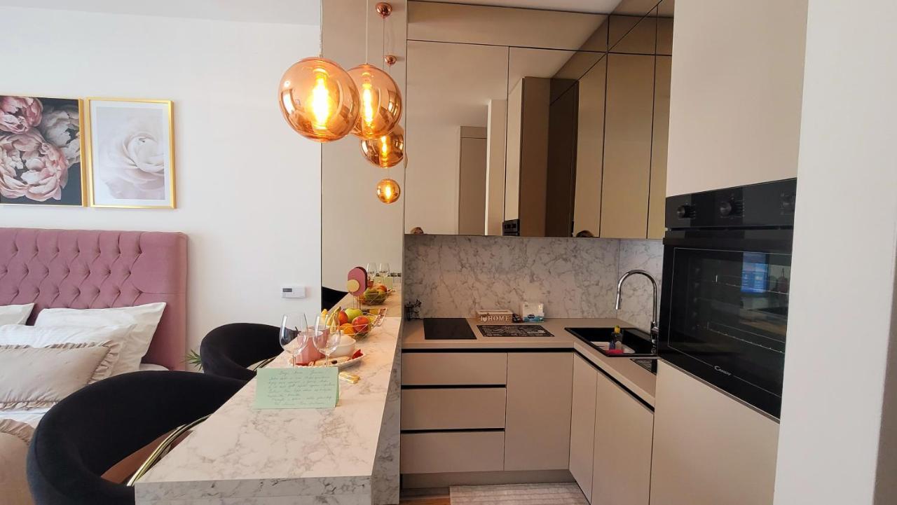 Studio Apartment Lora Lux Сараево Екстериор снимка